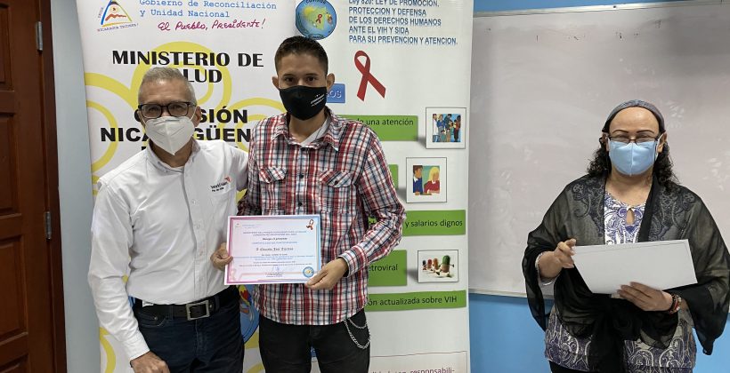Entrega de certificados de las Capacitaciones a promotores VIH | CONISIDA